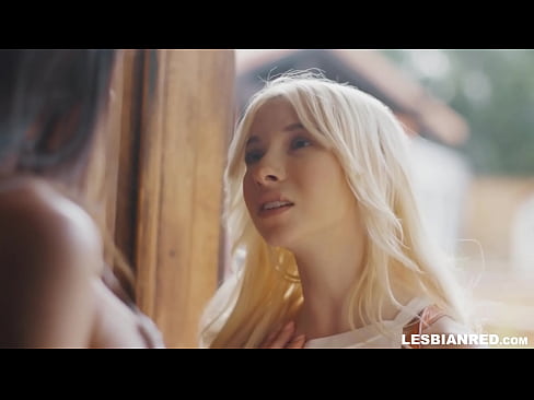 ❤️ Tjejen kommer hem några månader senare och slutar med att äta sin styvmors fitta. ☑  Sex at sv.pornoxlxx.ru ️❤